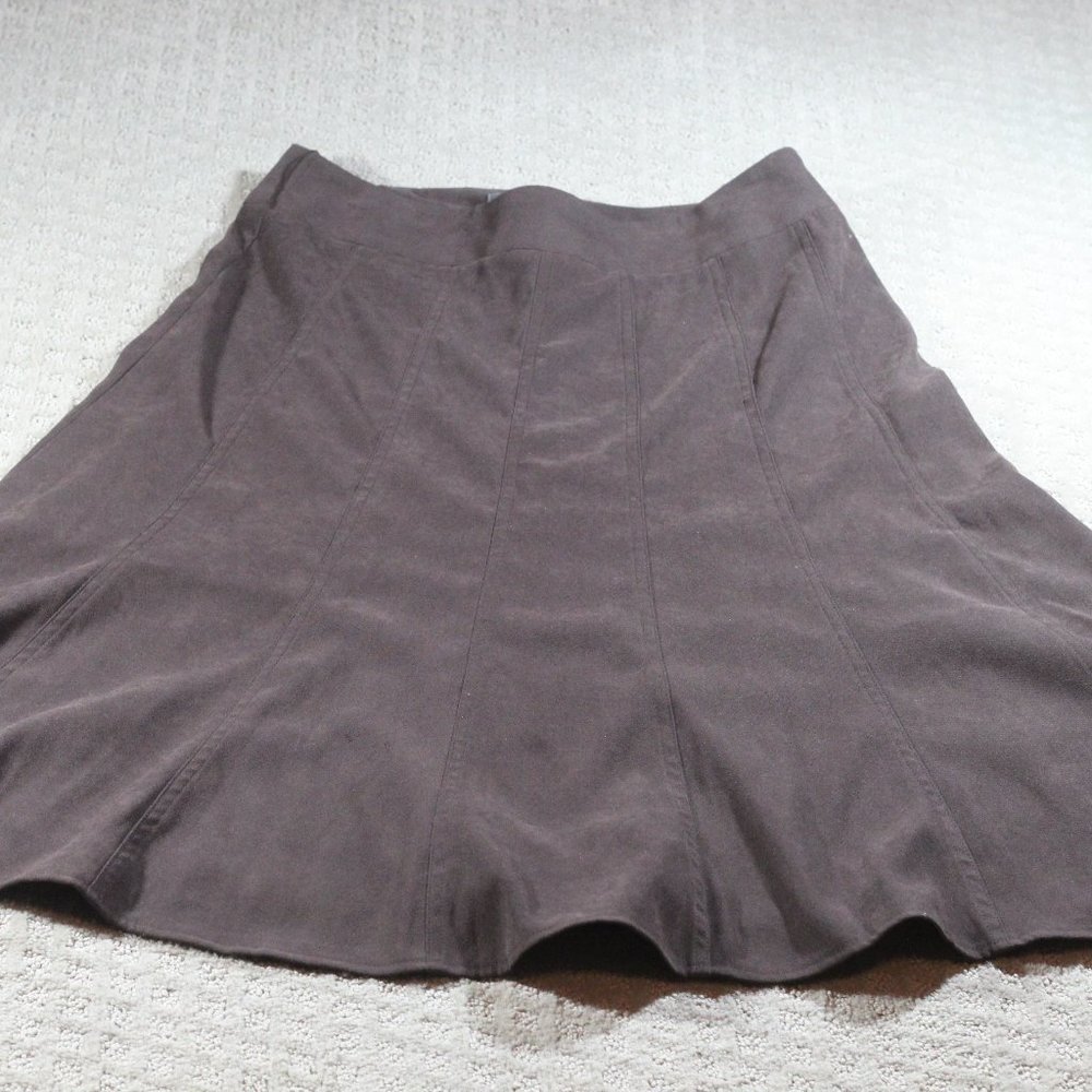 Roz & Ali Size 8 Brown Faux Suede Swing Skirt